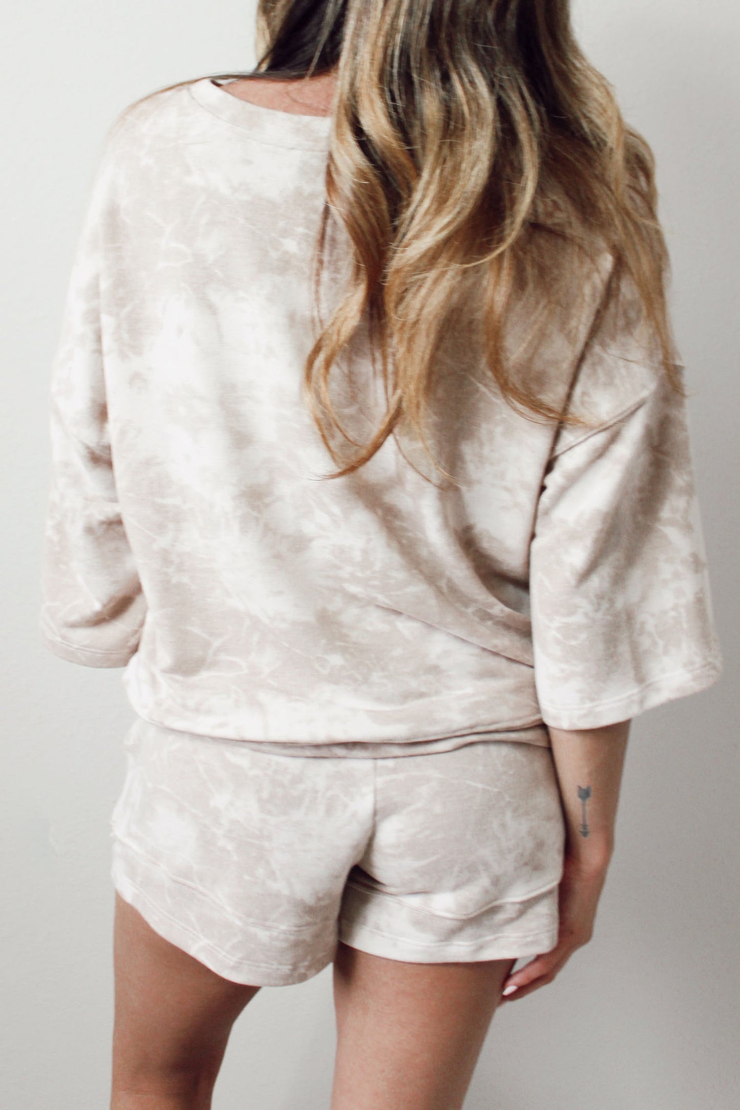 Beige Vintage Tie Dye Bracelet Sleeve Drawstring Elastic Waist 2pcs Short Set